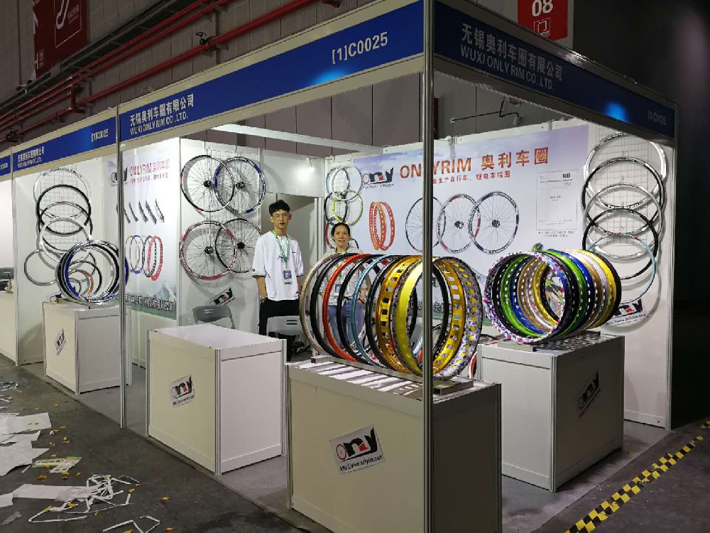 参加上海展展台一